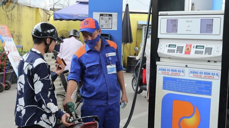 Giá xăng dầu tăng trở lại trong kỳ điều hành ngày 19/3/2026