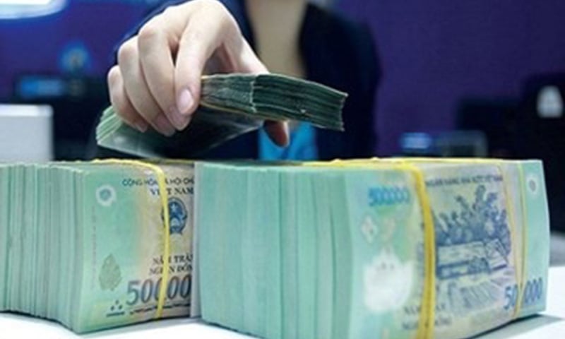 Sức mua 'hồi sinh', tín dụng tiêu dùng nhộn nhịp