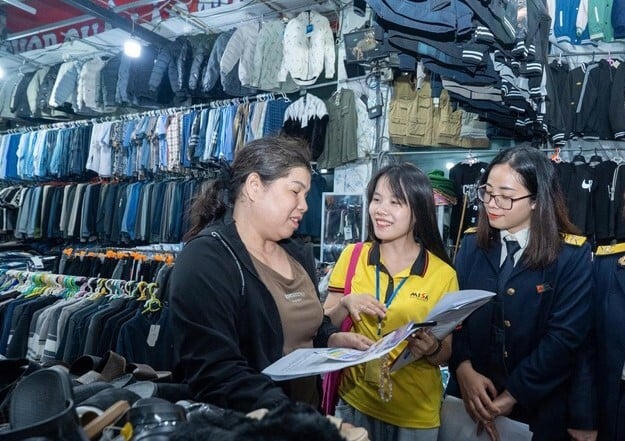 Không buộc dừng hóa đơn điện tử với hộ doanh thu dưới 500 triệu đồng