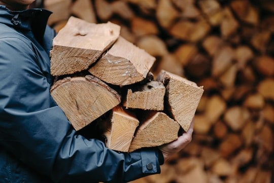 Gã khổng lồ ngành gỗ chi gần 200 tỷ đồng cho cổ đông, cổ phiếu vẫn “lạc nhịp” sau cú sốc hồi tháng 4