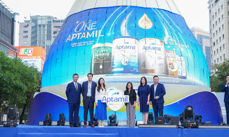 Sự kiện "vũ trụ dưỡng chất One Aptamil" lần đầu tổ chức tại Việt Nam