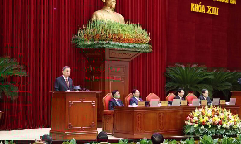 Thông báo hội nghị lần thứ 13 Ban Chấp hành Trung ương Đảng khóa XIII