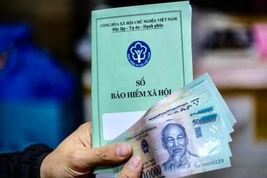 Người hưởng lương hưu qua đời, thân nhân có thể được nhận trợ cấp hằng tháng