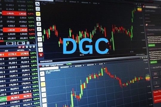 Nhà đầu tư giao dịch cổ phiếu Hóa chất Đức Giang (DGC) cần hết sức chú ý