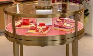 Giá vàng hôm nay (30/4): Rời xa đỉnh lịch sử