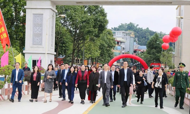 Tăng cường giao lưu, củng cố quan hệ hữu nghị Việt Nam - Trung Quốc